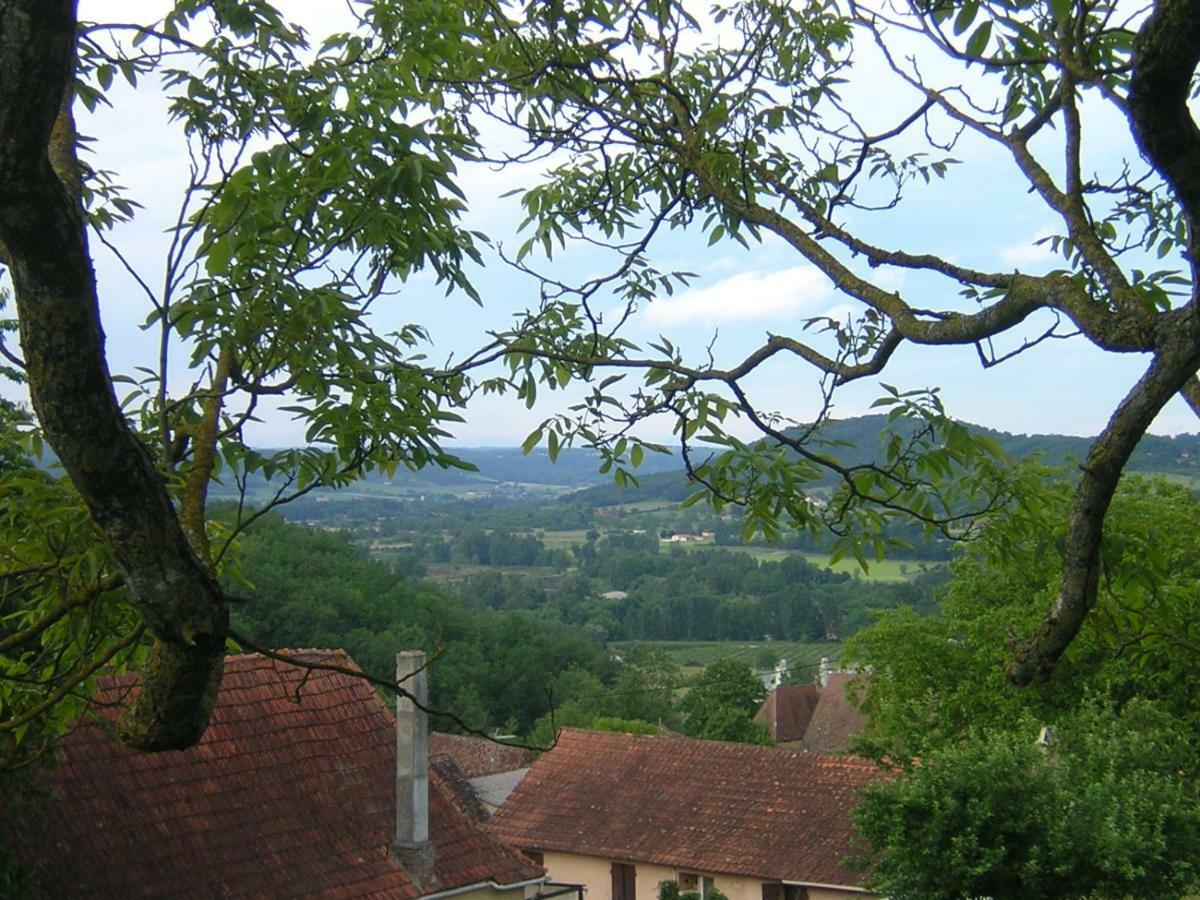 Chambres D'Hotes Le Roussel Le Buisson-de-Cadouin Exterior photo